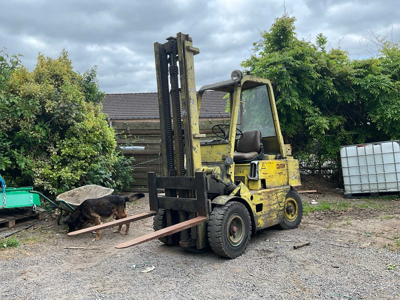 CLARK FORKLIFT - Forklift: picture 1 CLARK FORKLIFT - Forklift: picture 1