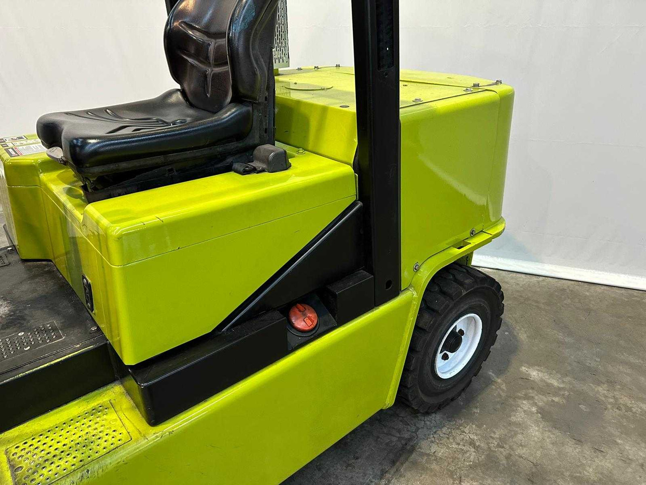 CLARK - GPX 40 D - FORKLIFT TRUCKS - 1996 - Forklift: picture 3 CLARK - GPX 40 D - FORKLIFT TRUCKS - 1996 - Forklift: picture 3