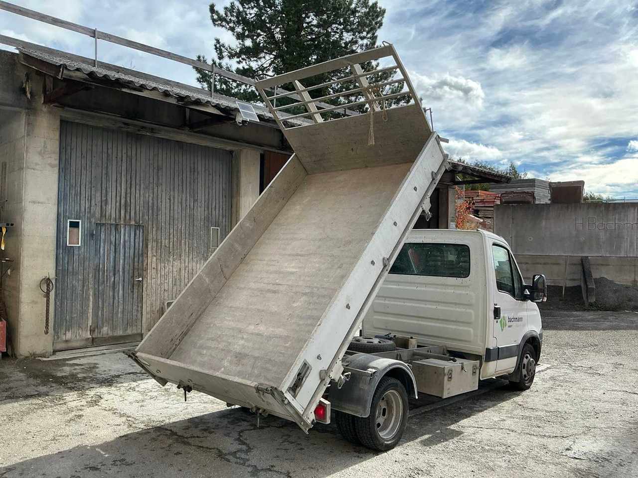 Commercial vehicle 2007 IVECO 35C12 DAILY VAN WITH TIPPER BODY: picture 13 Commercial vehicle 2007 IVECO 35C12 DAILY VAN WITH TIPPER BODY: picture 13