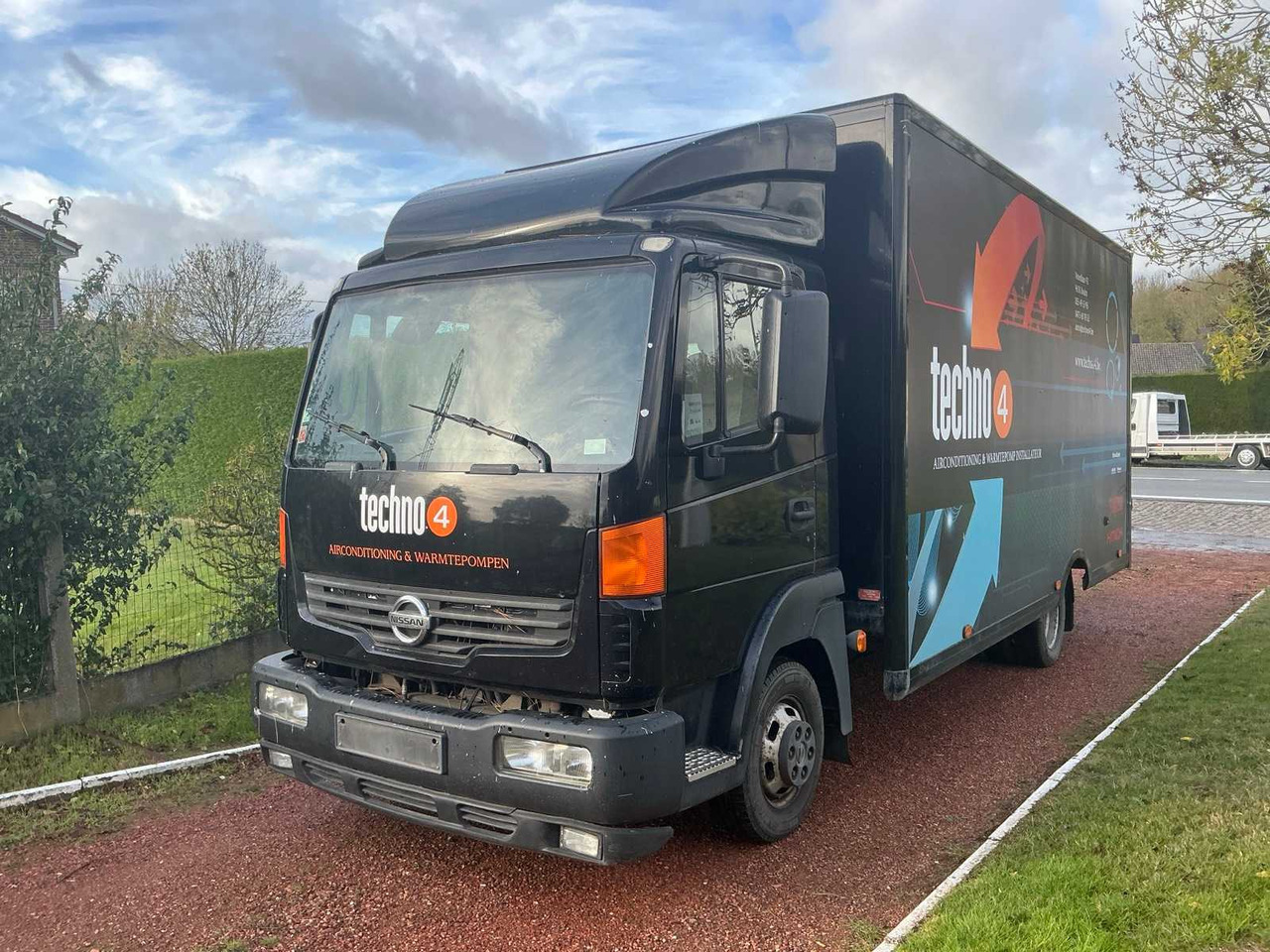 2011 NISSAN ATLEON TRUCK - Commercial vehicle: picture 1 2011 NISSAN ATLEON TRUCK - Commercial vehicle: picture 1