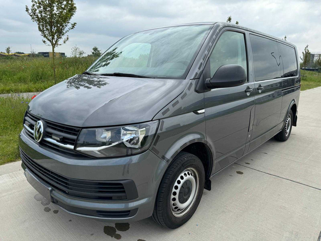 2018 VOLKSWAGEN KOMBI TRANSPORTER - Commercial vehicle: picture 1 2018 VOLKSWAGEN KOMBI TRANSPORTER - Commercial vehicle: picture 1