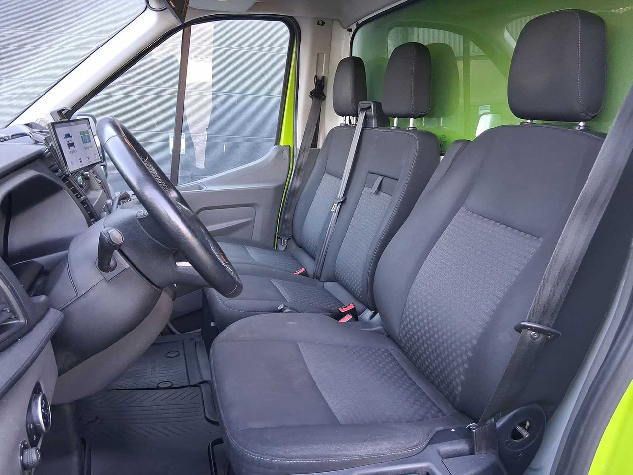 Commercial vehicle FORD TRANSIT 350 2.0 TDCI L4H1 TREND VAN | VHV-11-T: picture 10 Commercial vehicle FORD TRANSIT 350 2.0 TDCI L4H1 TREND VAN | VHV-11-T: picture 10