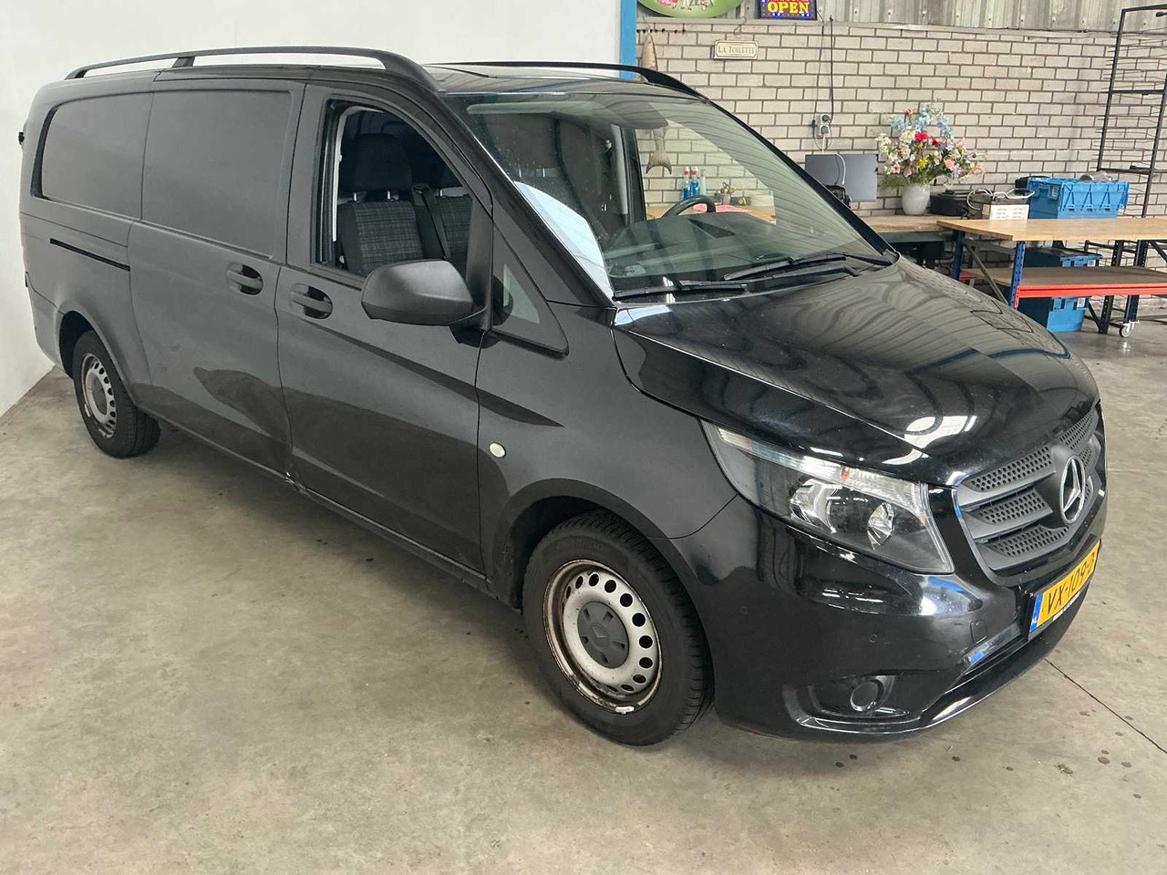 MERCEDES - 114 CDI - VITO - COMMERCIAL VEHICLE - Commercial vehicle: picture 5 MERCEDES - 114 CDI - VITO - COMMERCIAL VEHICLE - Commercial vehicle: picture 5