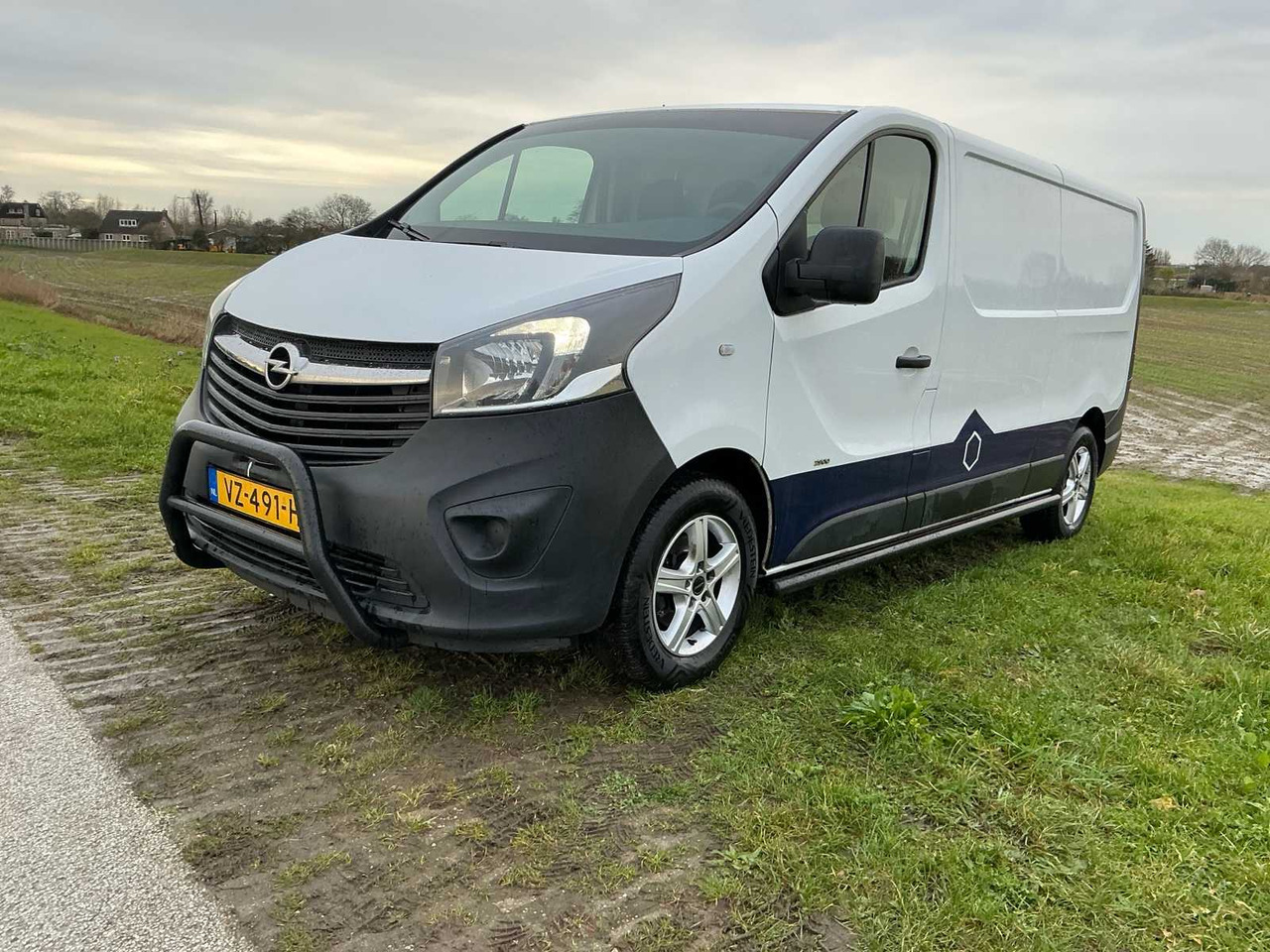 OPEL VIVARO 1.6 CDTI L2H1 DCSPEC COMMERCIAL VEHICLE - Commercial vehicle: picture 1 OPEL VIVARO 1.6 CDTI L2H1 DCSPEC COMMERCIAL VEHICLE - Commercial vehicle: picture 1