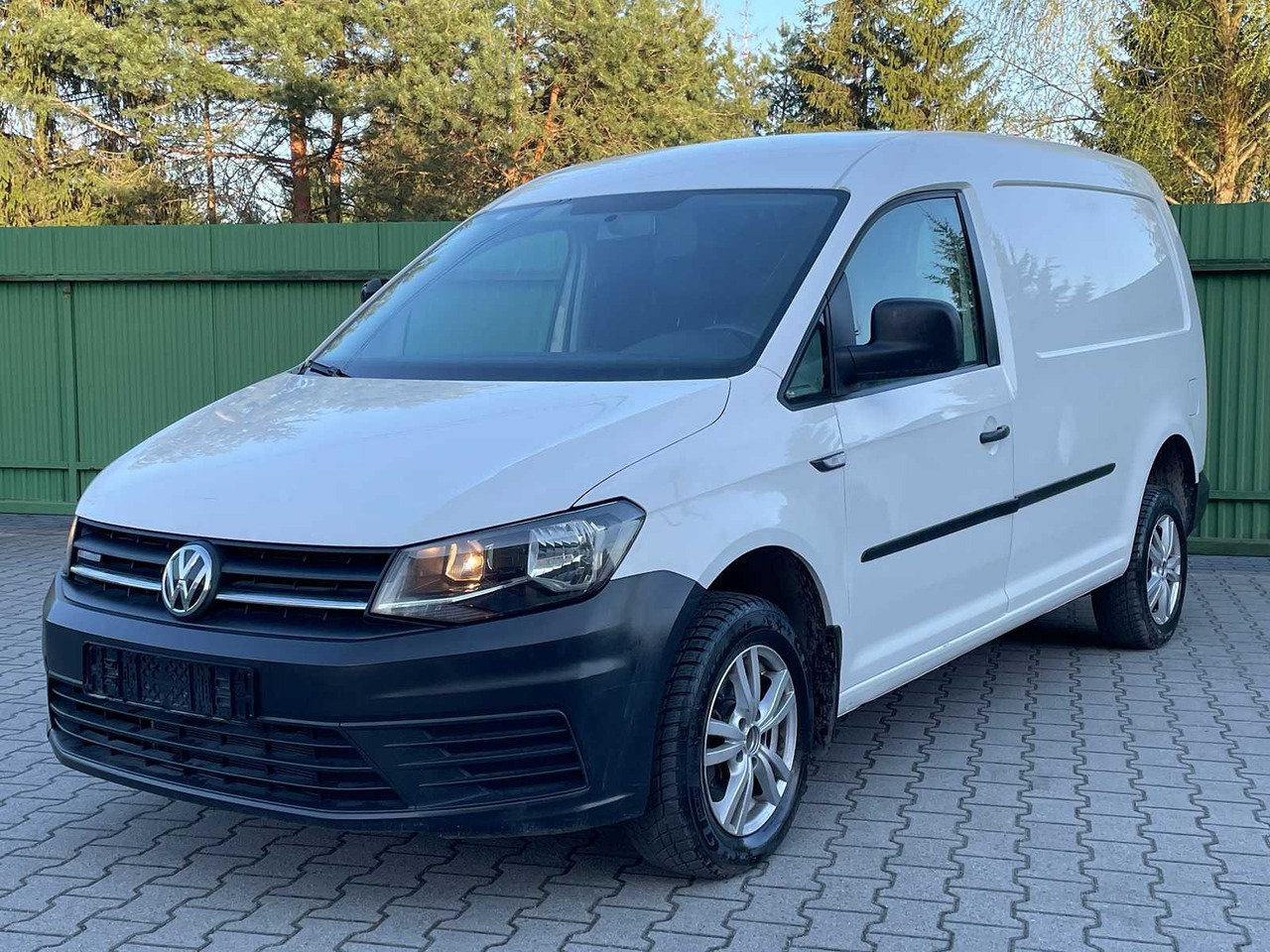 VOLKSWAGEN - 2018 - CADDY MAXI 4X4 - VAN - Commercial vehicle: picture 1 VOLKSWAGEN - 2018 - CADDY MAXI 4X4 - VAN - Commercial vehicle: picture 1