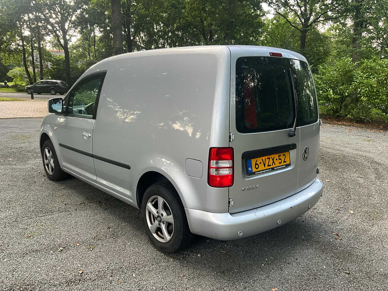 VOLKSWAGEN - CADDY - 1.6 TDI - COMMERCIAL VEHICLE - Commercial vehicle: picture 4 VOLKSWAGEN - CADDY - 1.6 TDI - COMMERCIAL VEHICLE - Commercial vehicle: picture 4