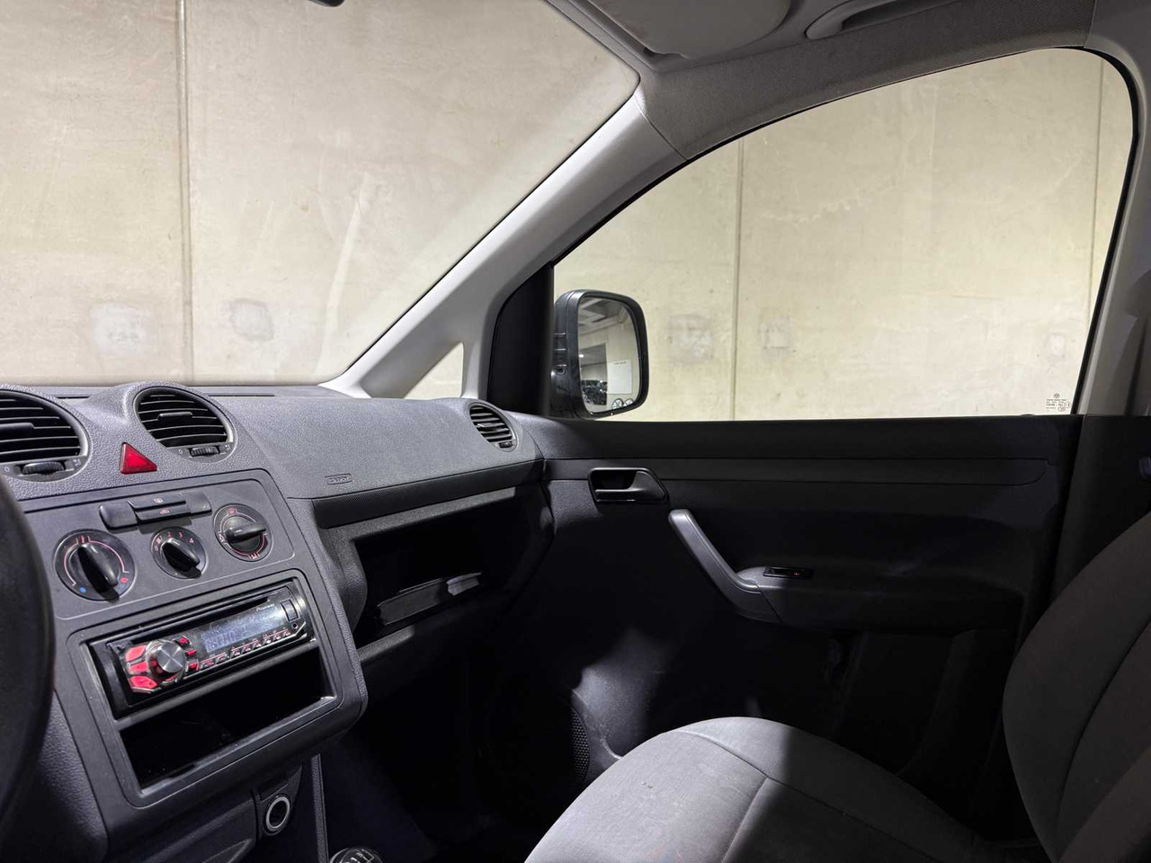 Commercial vehicle VOLKSWAGEN CADDY 1.6 TDI MAXI BMT 102HP 2014, VK-389-G COMMERCIAL VEHICLE: picture 17 Commercial vehicle VOLKSWAGEN CADDY 1.6 TDI MAXI BMT 102HP 2014, VK-389-G COMMERCIAL VEHICLE: picture 17