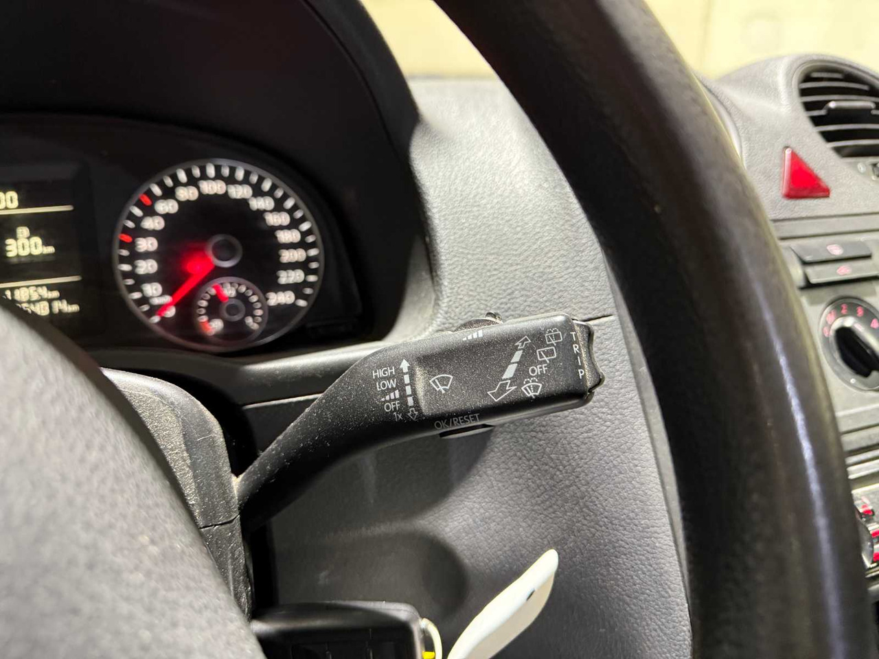 Commercial vehicle VOLKSWAGEN CADDY 1.6 TDI MAXI BMT 102HP 2014, VK-389-G COMMERCIAL VEHICLE: picture 20 Commercial vehicle VOLKSWAGEN CADDY 1.6 TDI MAXI BMT 102HP 2014, VK-389-G COMMERCIAL VEHICLE: picture 20