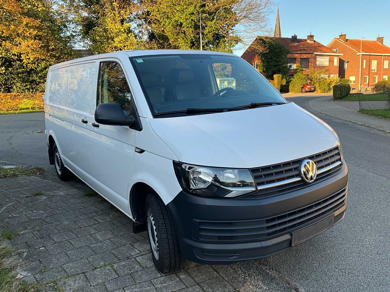 VOLKSWAGEN TRANSPORTER 7J0 COMMERCIAL VEHICLE - Commercial vehicle: picture 4 VOLKSWAGEN TRANSPORTER 7J0 COMMERCIAL VEHICLE - Commercial vehicle: picture 4