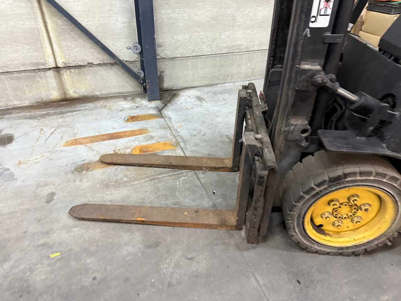 DAEWOO - 2005 - D30S - FORKLIFT - Forklift: picture 5 DAEWOO - 2005 - D30S - FORKLIFT - Forklift: picture 5