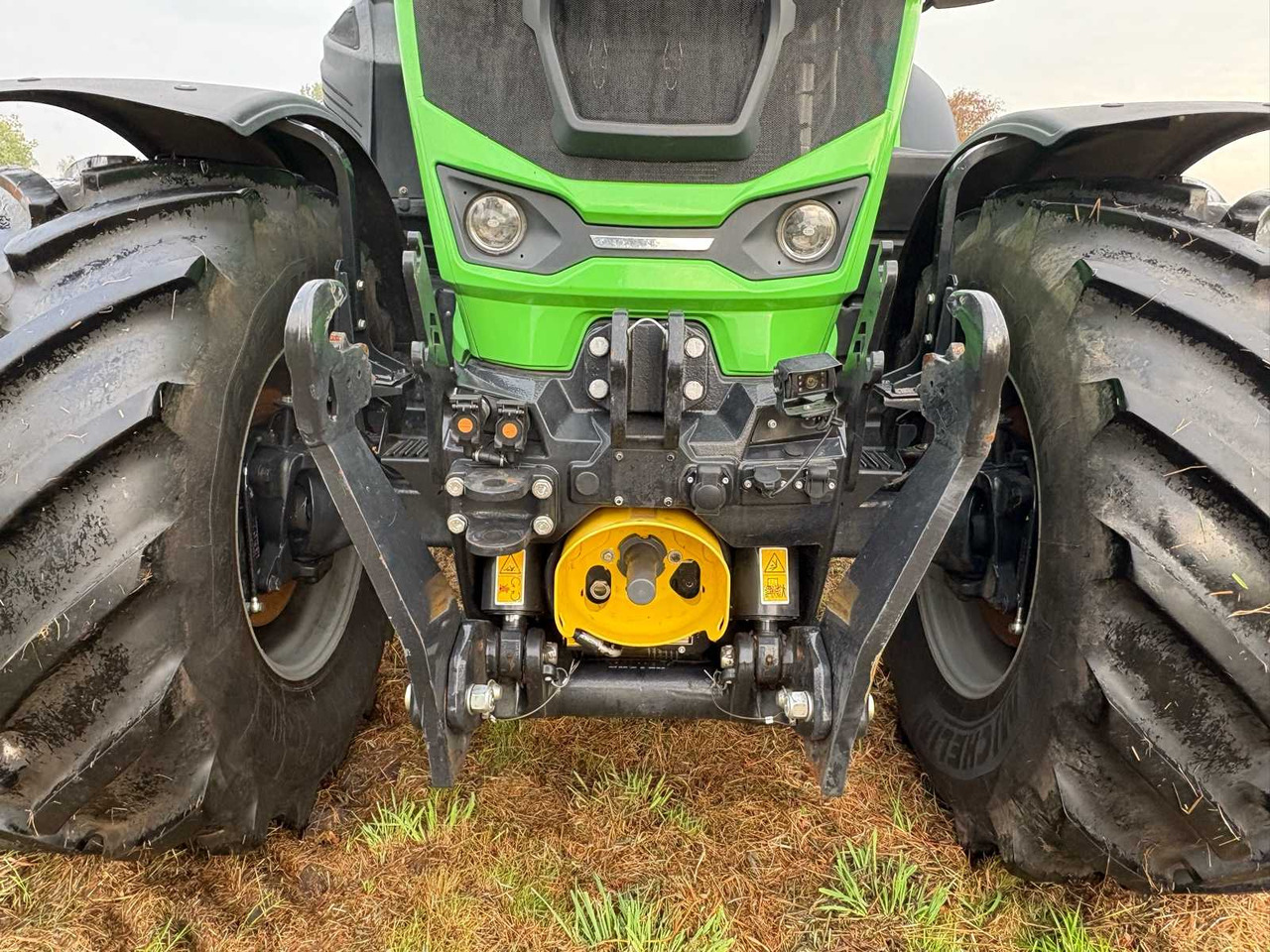 DEUTZ-FAHR 8280 TTV FARM TRACTOR - Farm tractor: picture 5 DEUTZ-FAHR 8280 TTV FARM TRACTOR - Farm tractor: picture 5