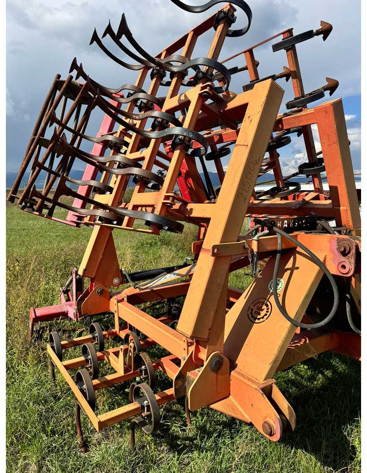 DZIEKAN AGREGAT UPRAWOWY HERCULES AUH52H - Cultivator: picture 4 DZIEKAN AGREGAT UPRAWOWY HERCULES AUH52H - Cultivator: picture 4