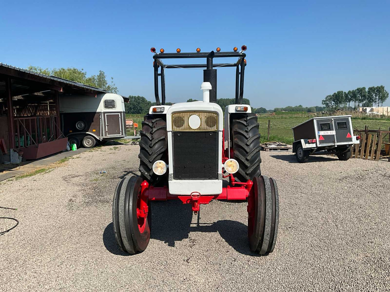 David Brown - Farm tractor: picture 2 David Brown - Farm tractor: picture 2