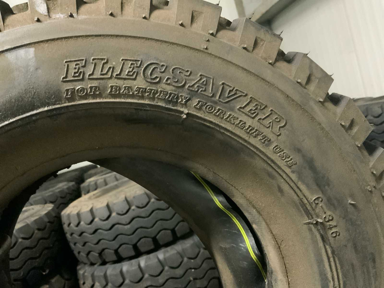 Dunlop - Wheels and tires for Farm tractor: picture 2 Dunlop - Wheels and tires for Farm tractor: picture 2
