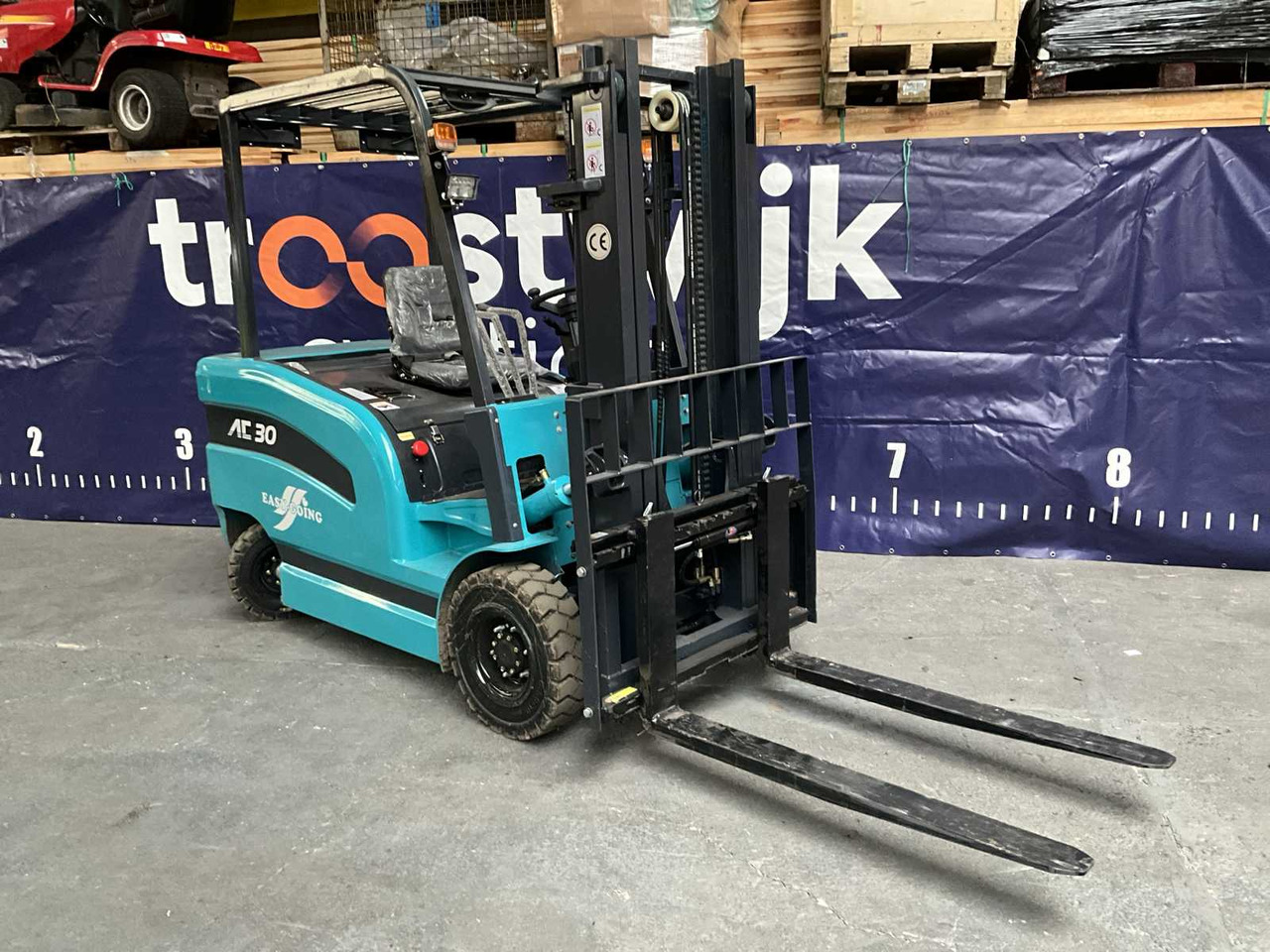 EASY-GOING - CPD-30 - ELECTRIC FORKLIFT TRUCK - 2024 - Forklift: picture 5 EASY-GOING - CPD-30 - ELECTRIC FORKLIFT TRUCK - 2024 - Forklift: picture 5