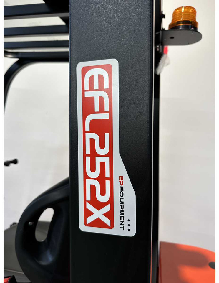 Forklift EP - EFL 252 X - FORK POSITIONER, SIDESHIFT, TRIPLEX, FORKLIFT 2025: picture 32