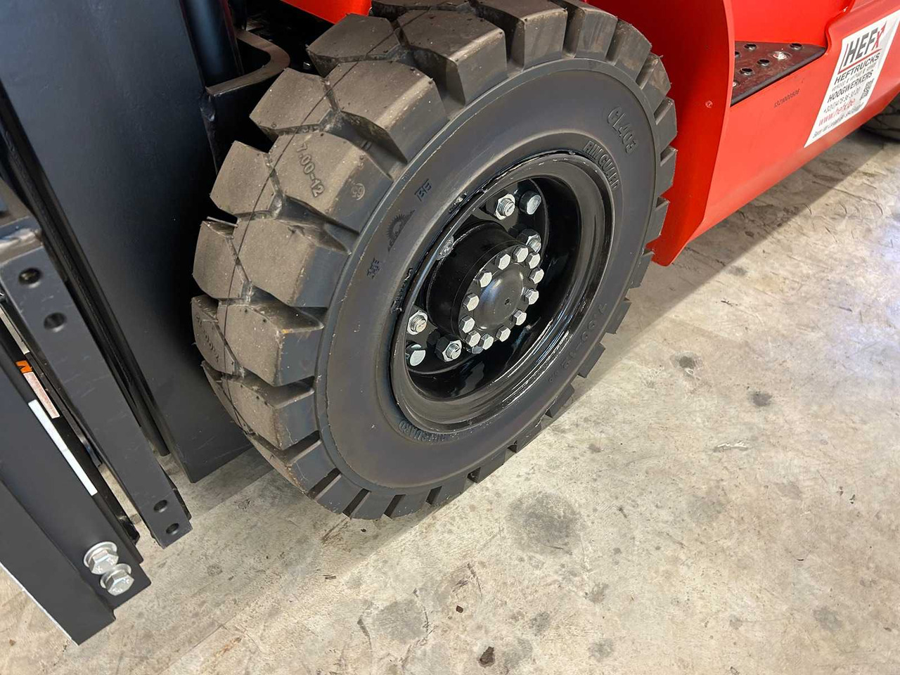 EP EQUIPMENT - 2023 - EFL 252B - FORKLIFT - Forklift: picture 5 EP EQUIPMENT - 2023 - EFL 252B - FORKLIFT - Forklift: picture 5