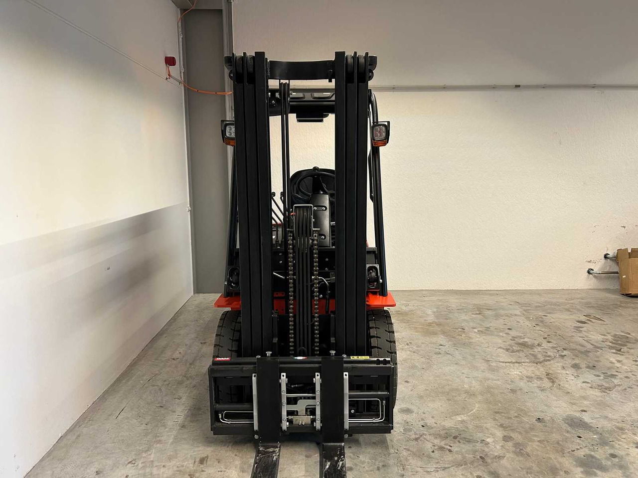 EP EQUIPMENT - 2023 - EFL253S - FORKLIFT - Forklift: picture 3 EP EQUIPMENT - 2023 - EFL253S - FORKLIFT - Forklift: picture 3