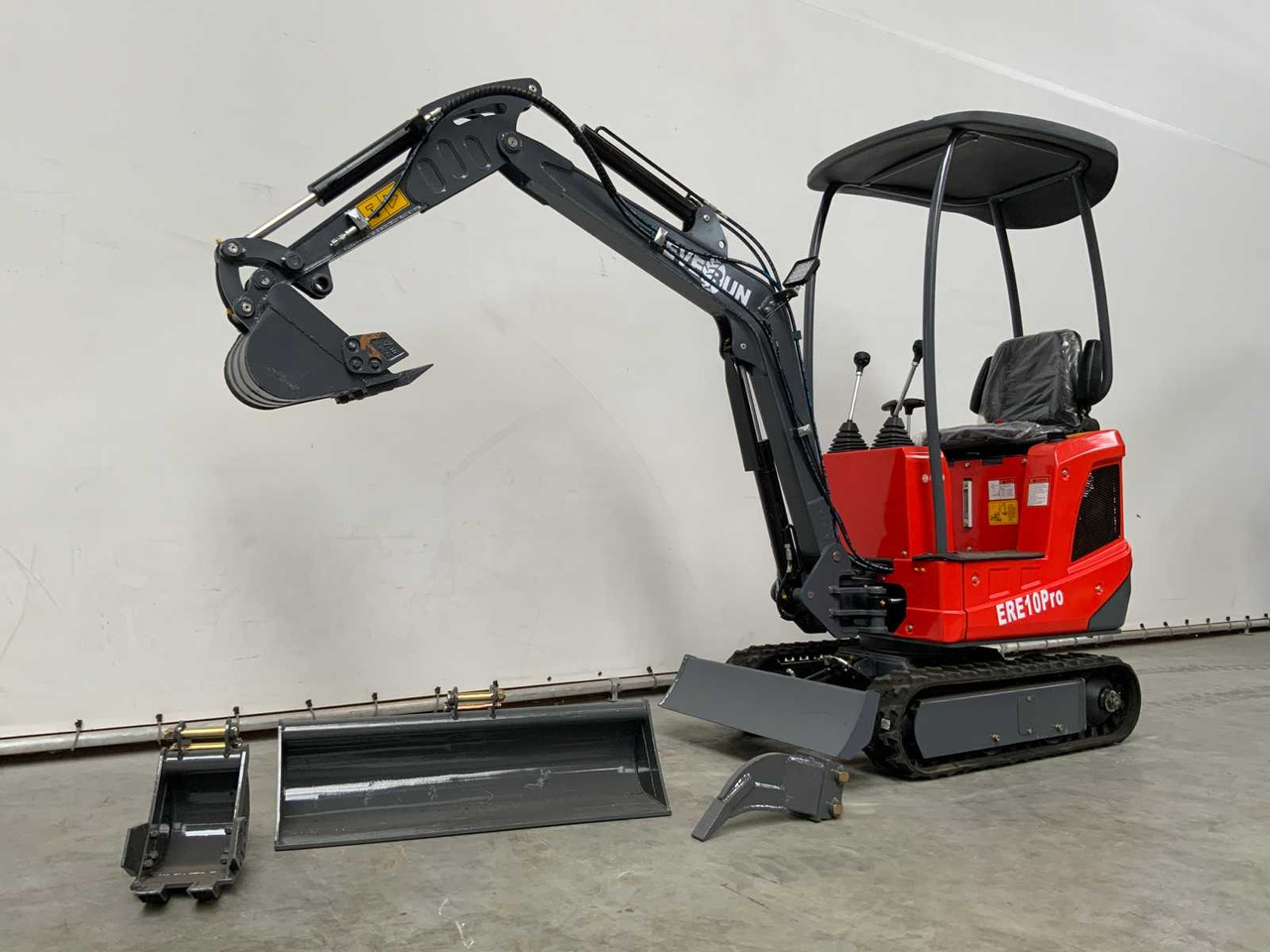 EVERUN - 2025 - ERE10PRO - MINI EXCAVATOR 1010KG - Mini excavator: picture 1 EVERUN - 2025 - ERE10PRO - MINI EXCAVATOR 1010KG - Mini excavator: picture 1