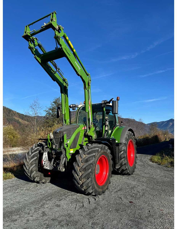 FENDT - 718 VARIO PROFI + - 2019 - FARM TRACTOR WITH ALL-WHEEL DRIVE - Farm tractor: picture 1 FENDT - 718 VARIO PROFI + - 2019 - FARM TRACTOR WITH ALL-WHEEL DRIVE - Farm tractor: picture 1
