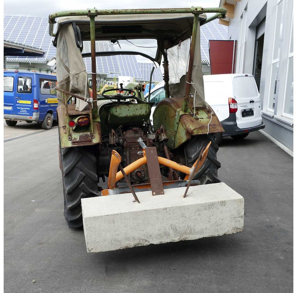 Fendt Farmer 2D - Farm tractor: picture 3 Fendt Farmer 2D - Farm tractor: picture 3