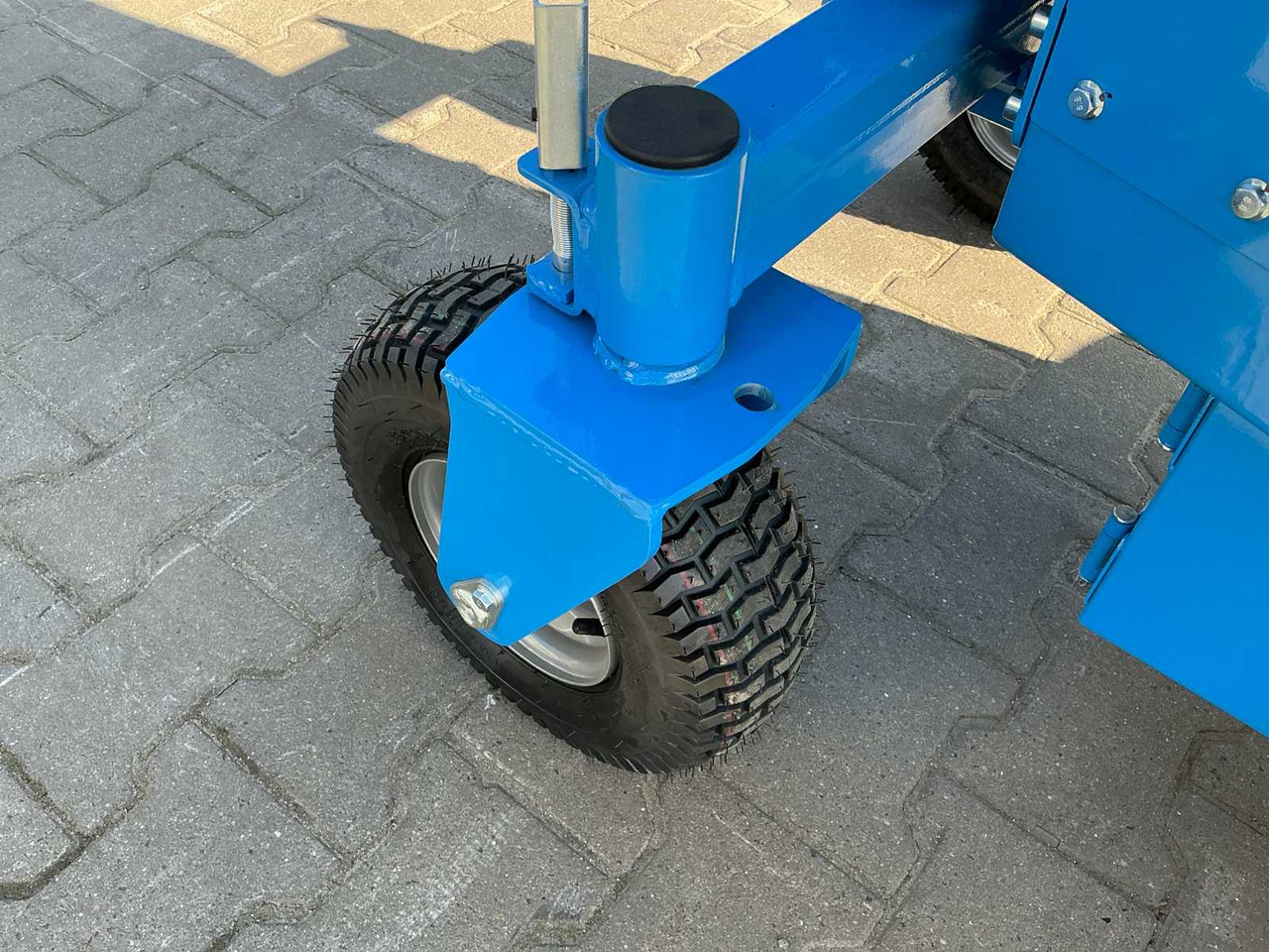 Dumper Field D500E: picture 16