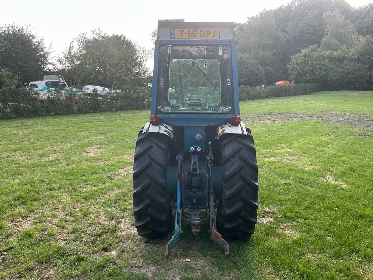 Ford 4610 - Farm tractor: picture 4 Ford 4610 - Farm tractor: picture 4