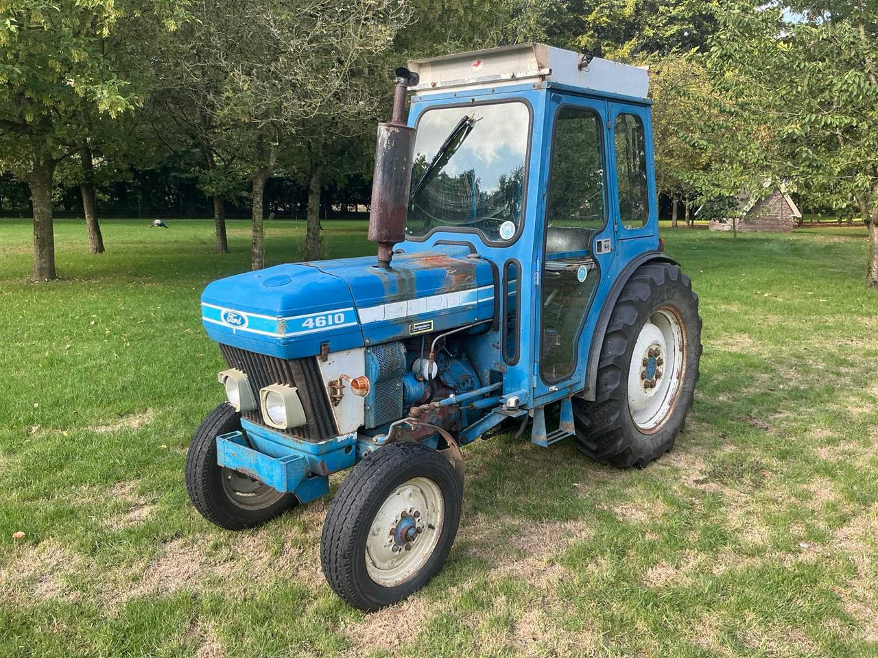Ford 4610 - Farm tractor: picture 1 Ford 4610 - Farm tractor: picture 1