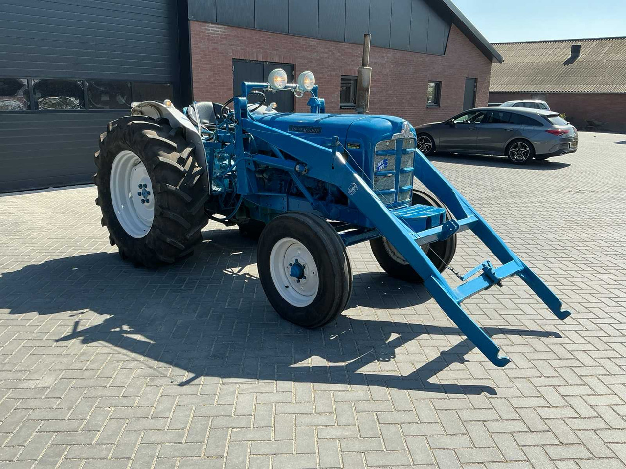 Fordson Super Major - Farm tractor: picture 3 Fordson Super Major - Farm tractor: picture 3