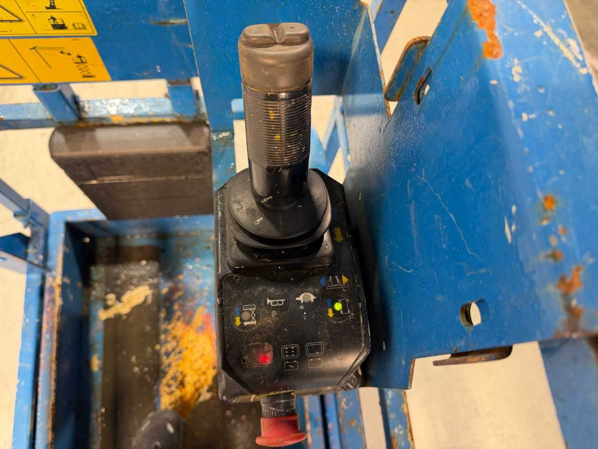 Aerial platform GENIE - 2006 - GS-1932 - AERIAL PLATFORM: picture 18 Aerial platform GENIE - 2006 - GS-1932 - AERIAL PLATFORM: picture 18