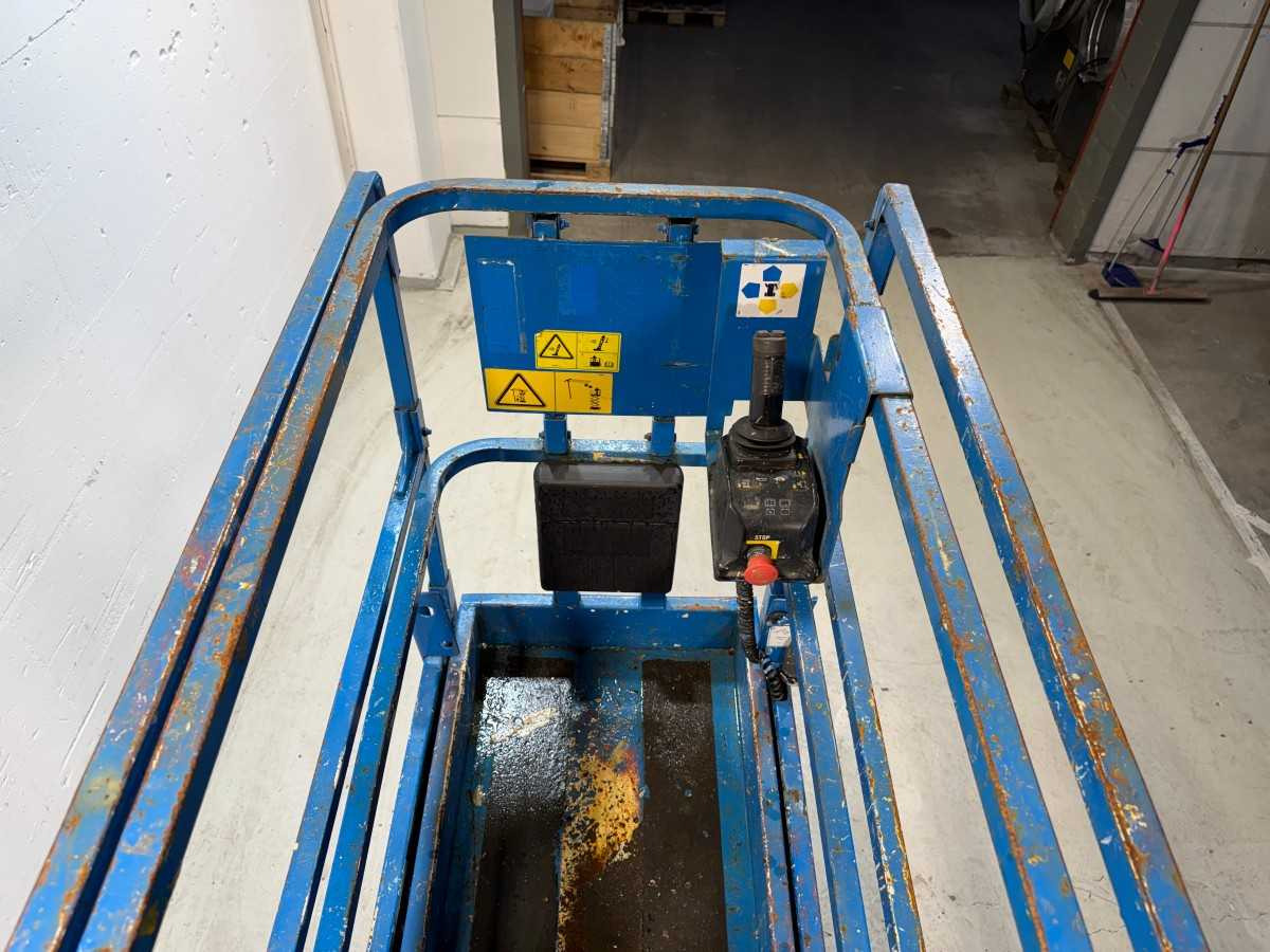 Aerial platform GENIE - 2006 - GS-1932 - AERIAL PLATFORM: picture 22 Aerial platform GENIE - 2006 - GS-1932 - AERIAL PLATFORM: picture 22