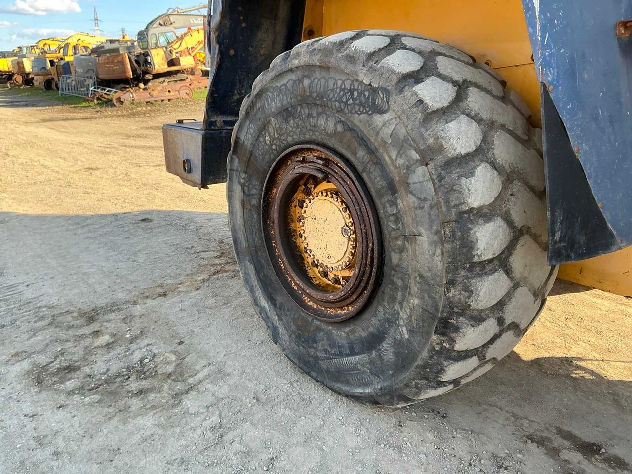 Wheel loader HANOMAG - 70 E - SHOVEL - 1995: picture 24 Wheel loader HANOMAG - 70 E - SHOVEL - 1995: picture 24