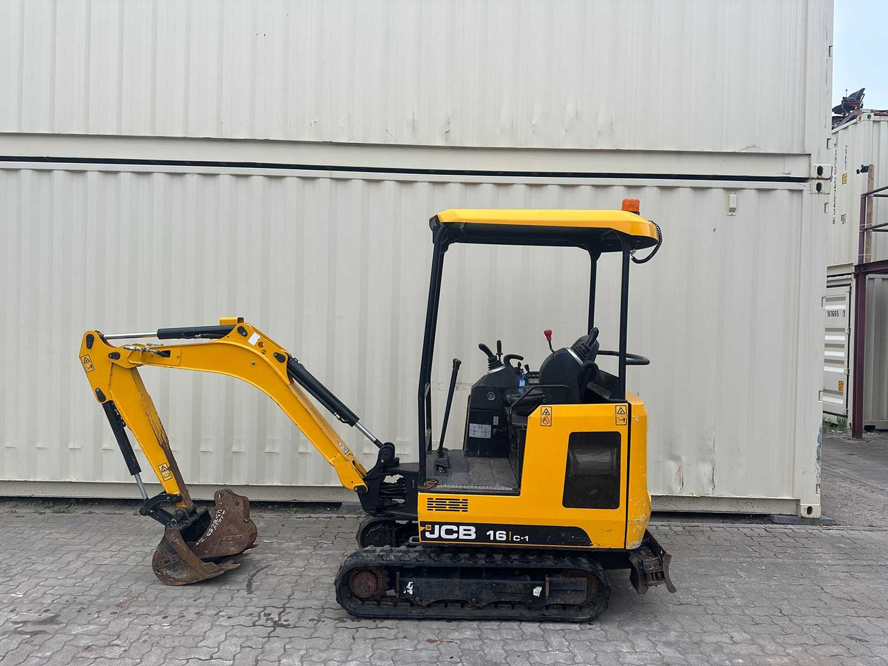 JCB 16C-1 - Mini excavator: picture 2 JCB 16C-1 - Mini excavator: picture 2