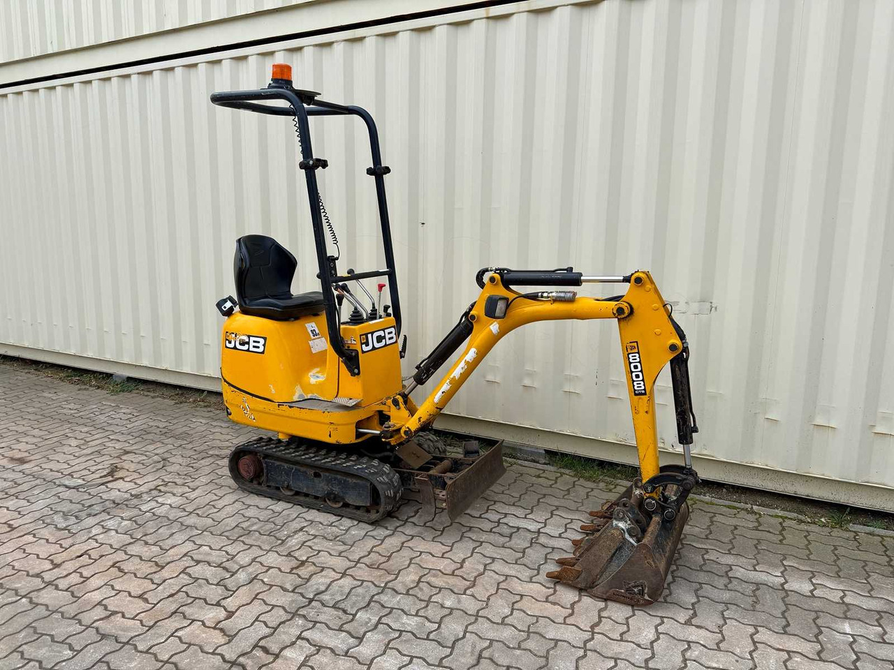 JCB - 8008 CTS - 2021 - MINI EXCAVATOR - Mini excavator: picture 5 JCB - 8008 CTS - 2021 - MINI EXCAVATOR - Mini excavator: picture 5