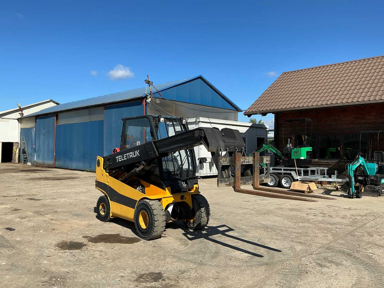 JCB - TELETRUCK - FORKLIFT TRUCKS - 2005 - Forklift: picture 2 JCB - TELETRUCK - FORKLIFT TRUCKS - 2005 - Forklift: picture 2