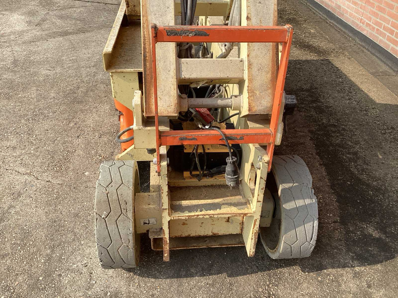 Aerial platform JLG 2630 ES: picture 7