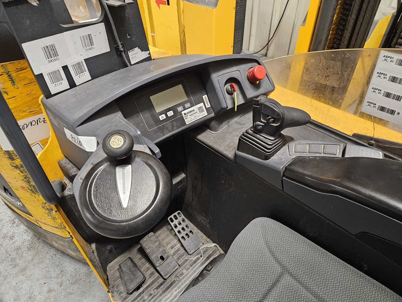 Forklift JUNGHEINRICH REACH TRUCK: picture 10