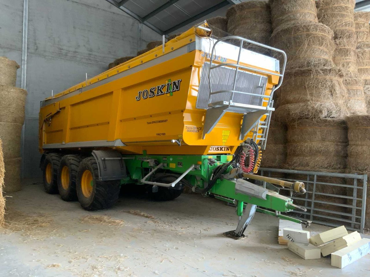 Joskin Triden Trans-Space 8000/27 - Farm tipping trailer/ Dumper: picture 1 Joskin Triden Trans-Space 8000/27 - Farm tipping trailer/ Dumper: picture 1