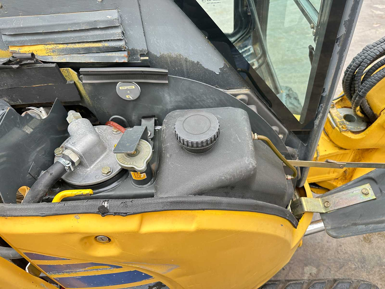 Excavator KOMATSU - 2006 - PC35 MR-2 - MIDI EXCAVATOR: picture 29