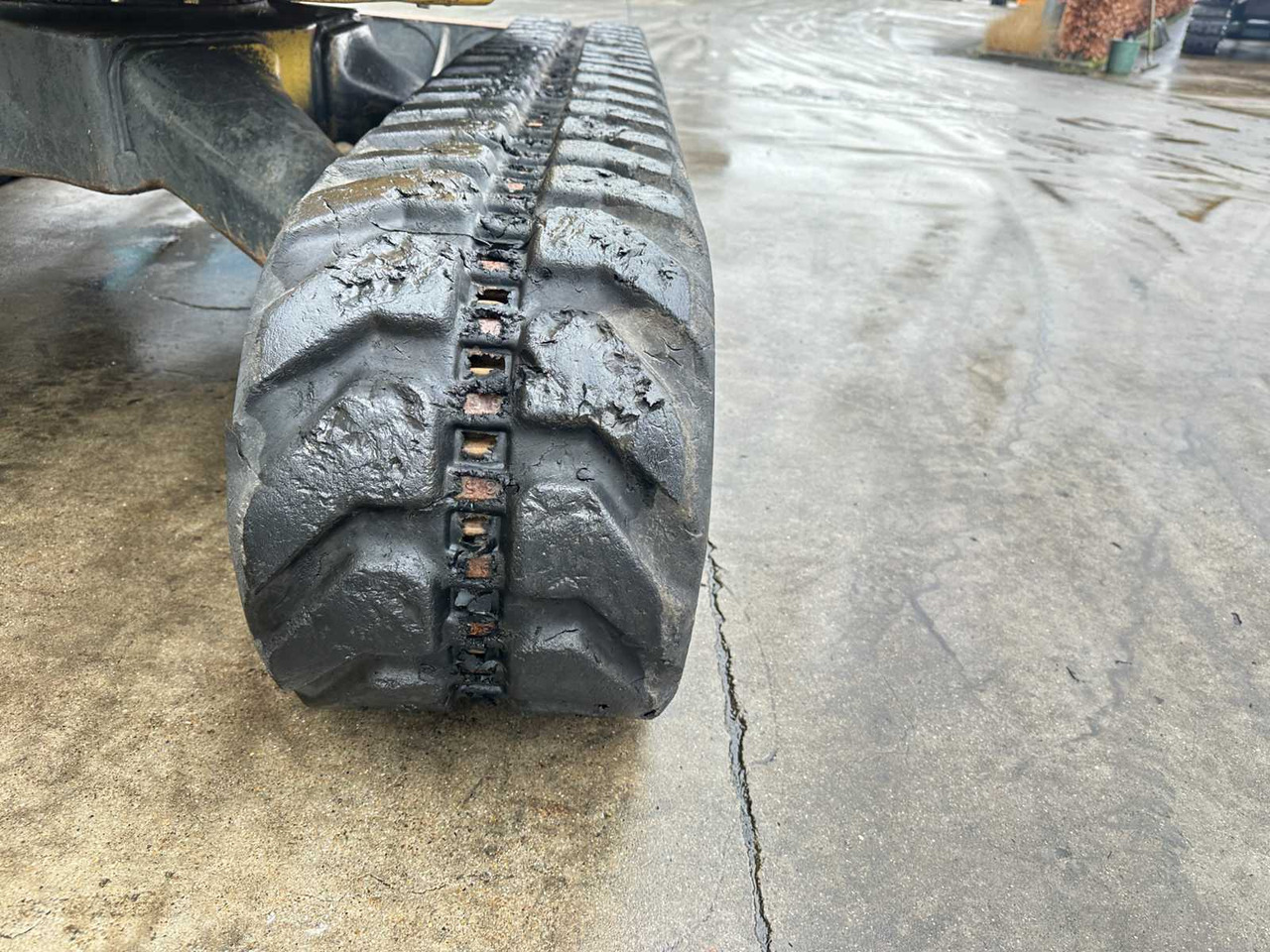 Excavator KOMATSU - 2006 - PC35 MR-2 - MIDI EXCAVATOR: picture 16