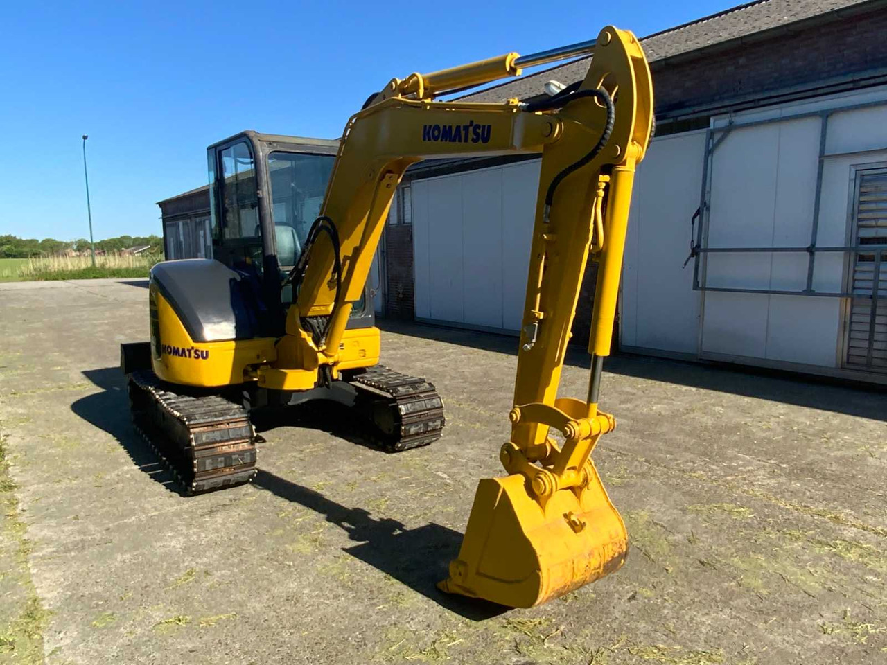 Komatsu PC40MR-3 - Crawler excavator: picture 2 Komatsu PC40MR-3 - Crawler excavator: picture 2
