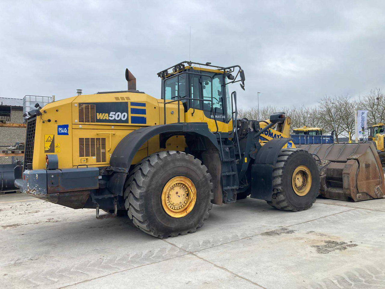 Komatsu WA500-8 - Wheel loader: picture 3 Komatsu WA500-8 - Wheel loader: picture 3