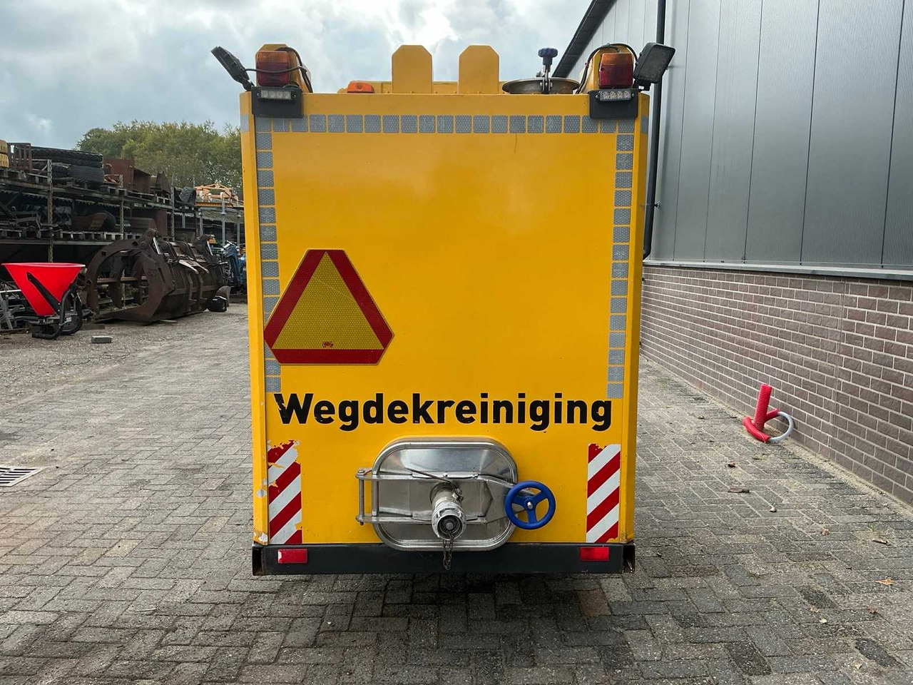 Kubota STV40 - Compact tractor: picture 4 Kubota STV40 - Compact tractor: picture 4