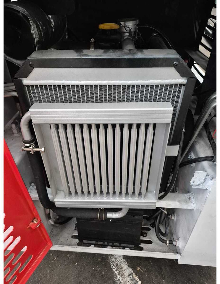 LADYS - 2025 - LA670 - SKID STEER LOADER - Compact track loader: picture 4 LADYS - 2025 - LA670 - SKID STEER LOADER - Compact track loader: picture 4