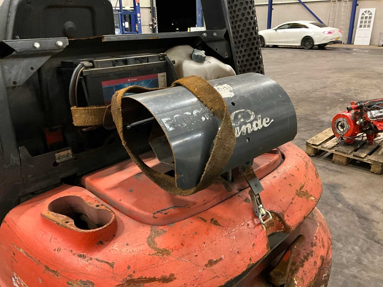 Forklift LINDE H20T-02 FORKLIFT: picture 9 Forklift LINDE H20T-02 FORKLIFT: picture 9