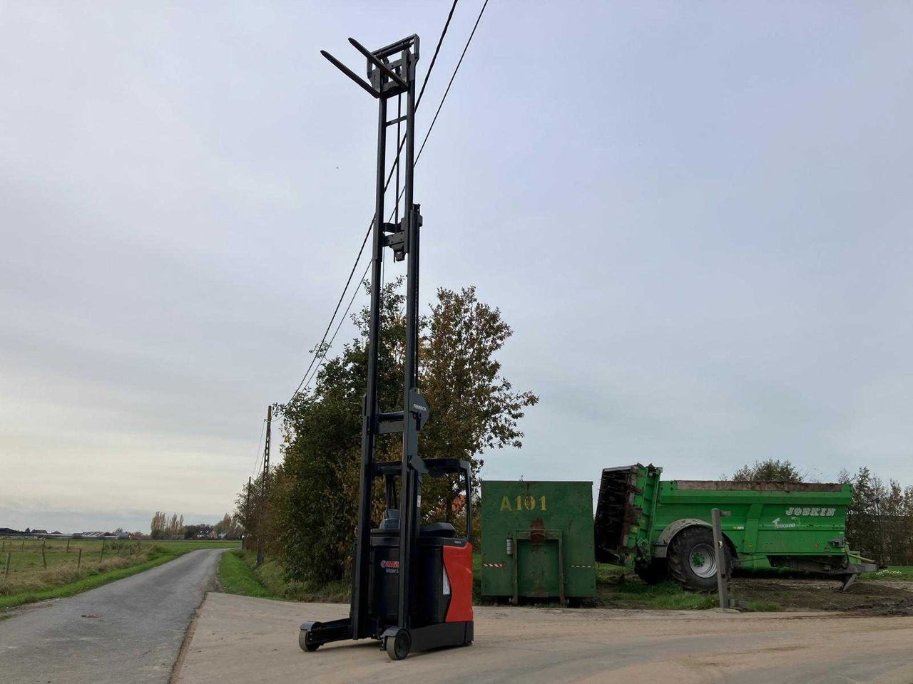 LINDE R14-01 REACH FORKLIFT TRUCK 2016 - Forklift: picture 2 LINDE R14-01 REACH FORKLIFT TRUCK 2016 - Forklift: picture 2