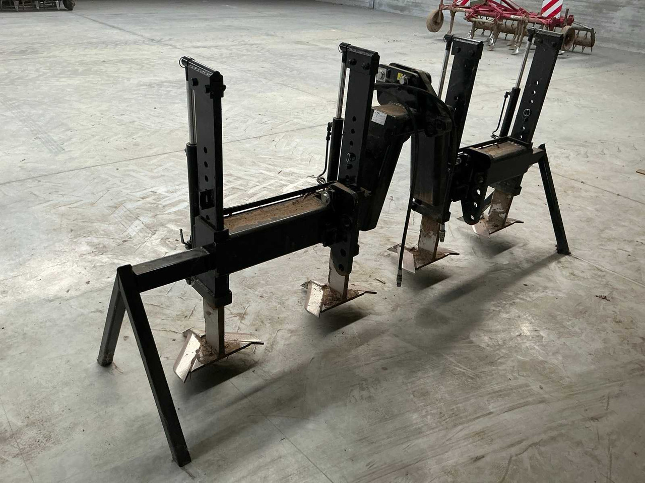 LSM 300P - Subsoiler: picture 5 LSM 300P - Subsoiler: picture 5