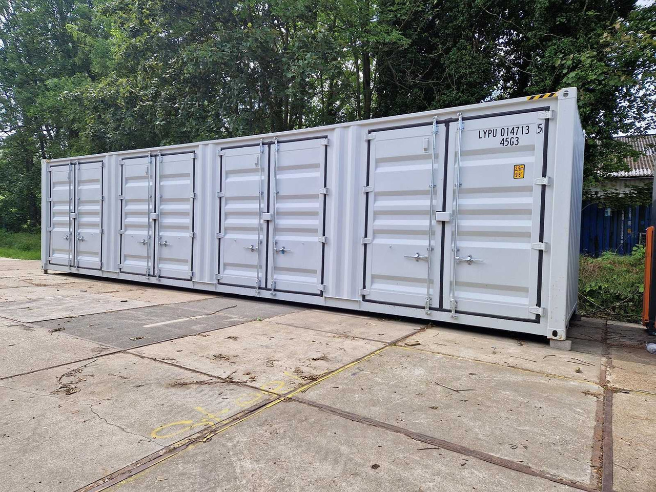 LYPU 40ft HQ met sidedoors - Shipping container: picture 2 LYPU 40ft HQ met sidedoors - Shipping container: picture 2