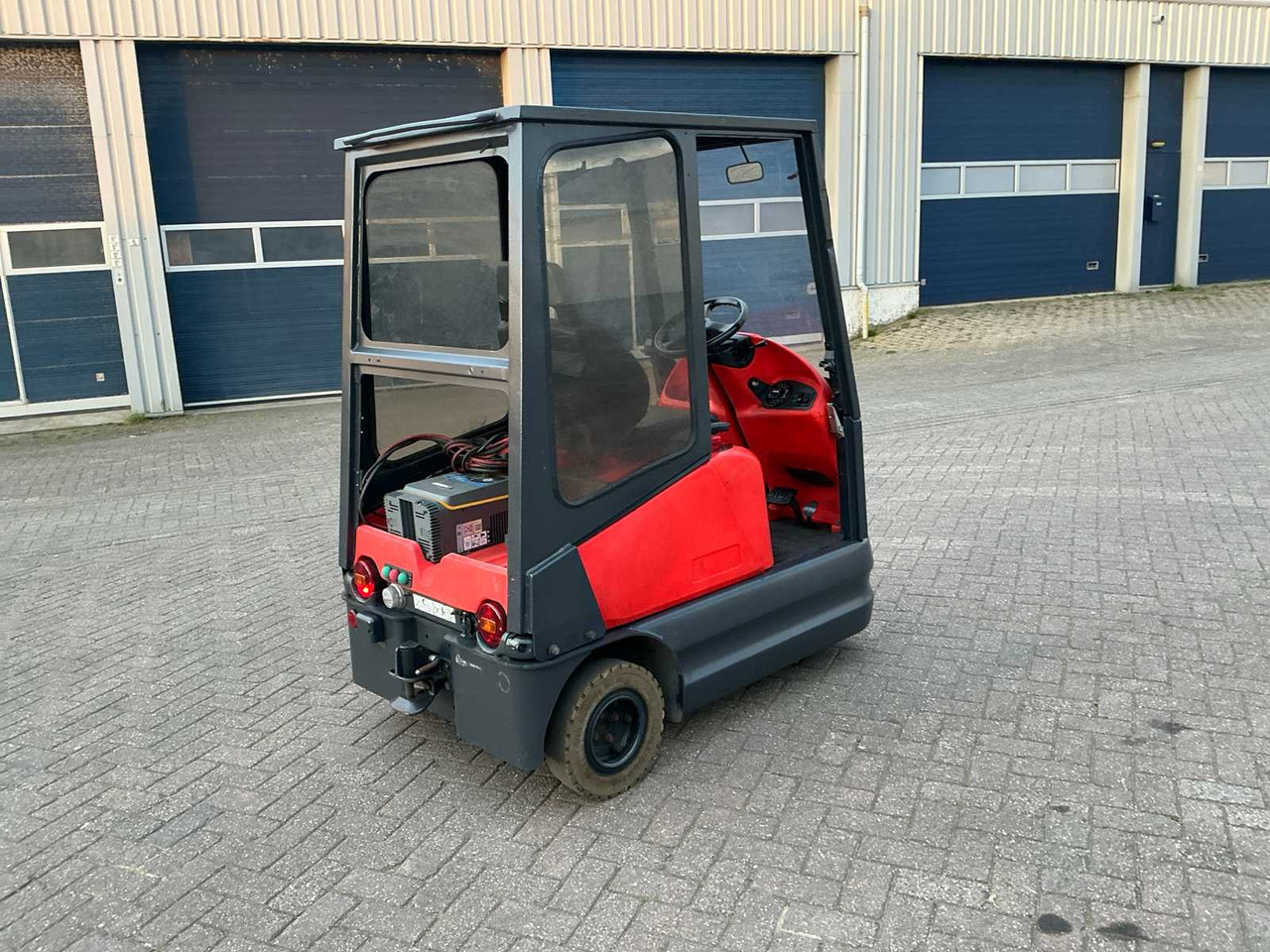 Linde P60Z - Municipal tractor: picture 4 Linde P60Z - Municipal tractor: picture 4