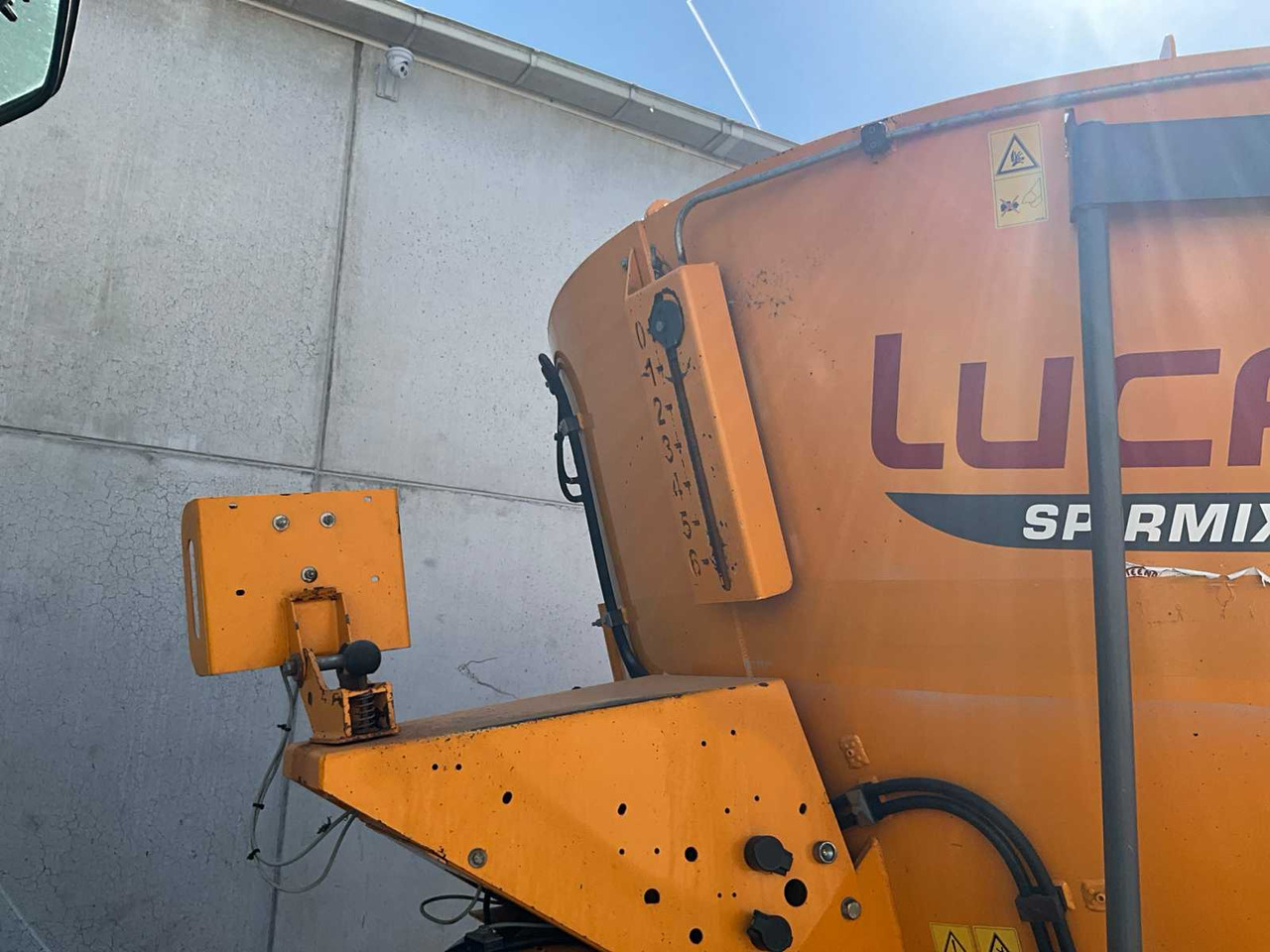 Forage mixer wagon Lucas G Spirmix 110: picture 23